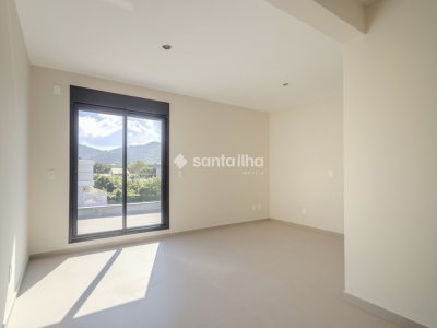 Casa à venda com 172m², 4 quartos, 1 suíte, 2 vagas no bairro Pântano do Sul em Florianópolis - Foto 16