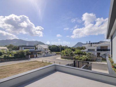 Casa à venda com 172m², 4 quartos, 1 suíte, 2 vagas no bairro Pântano do Sul em Florianópolis - Foto 21