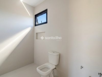 Casa à venda com 172m², 4 quartos, 1 suíte, 2 vagas no bairro Pântano do Sul em Florianópolis - Foto 22