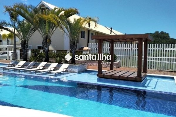 Casa em Condomínio à venda com 117m², 3 quartos, 1 suíte, 2 vagas no bairro Morro das Pedras em Florianópolis