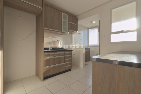 Apartamento à venda com 79m², 3 quartos, 1 suíte, 2 vagas no bairro Corrego Grande em Florianópolis