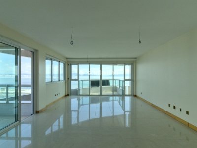 Apartamento à venda com 190m², 3 quartos, 3 suítes, 3 vagas no bairro João Paulo em Florianópolis - Foto 6