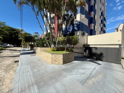 Apartamento à venda com 76m², 2 quartos, 1 suíte, 1 vaga no bairro Centro em Florianópolis - Foto 3