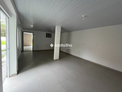 Casa para alugar com 185m², 3 quartos, 1 suíte, 5 vagas no bairro Campeche em Florianópolis - Foto 16