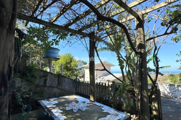 Casa à venda com 122m², 4 quartos no bairro Armação em Florianópolis