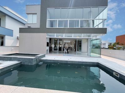 Casa em Condomínio para alugar ou comprar com 342m², 5 quartos, 4 suítes, 2 vagas no bairro Morro das Pedras em Florianópolis - Foto 16