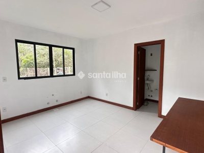 Casa à venda com 125m², 2 quartos, 1 suíte, 4 vagas no bairro Açores em Florianópolis - Foto 22