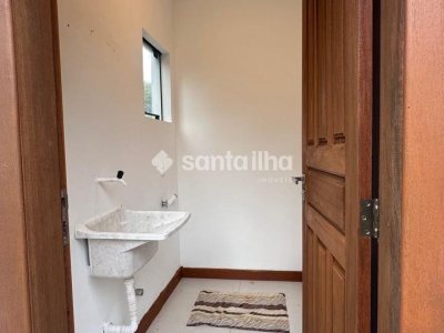 Casa à venda com 125m², 2 quartos, 1 suíte, 4 vagas no bairro Açores em Florianópolis - Foto 13