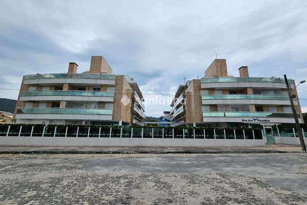 Cobertura à venda com 144m², 4 quartos, 3 suítes, 2 vagas no bairro Pântano do Sul em Florianópolis