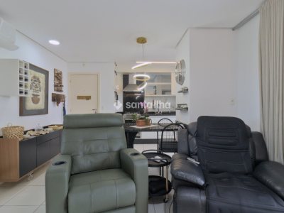 Apartamento à venda com 67m², 2 quartos, 1 suíte, 1 vaga no bairro Agronômica em Florianópolis - Foto 12