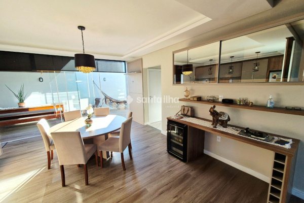 Casa à venda com 128m², 2 quartos, 2 suítes, 2 vagas no bairro Ribeirão da Ilha em Florianópolis