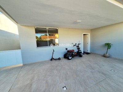 Casa à venda com 128m², 2 quartos, 2 suítes, 2 vagas no bairro Ribeirão da Ilha em Florianópolis - Foto 21