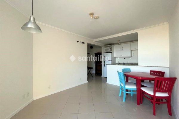 Apartamento para alugar com 84m², 2 quartos, 1 suíte, 1 vaga no bairro Morro das Pedras em Florianópolis