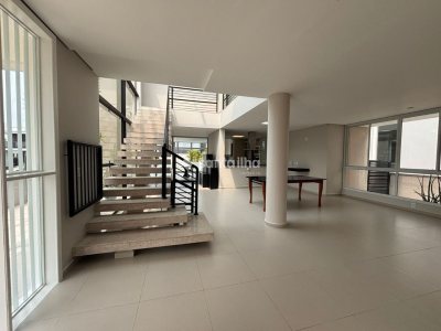 Casa em Condomínio para alugar ou comprar com 342m², 5 quartos, 4 suítes, 2 vagas no bairro Morro das Pedras em Florianópolis - Foto 2