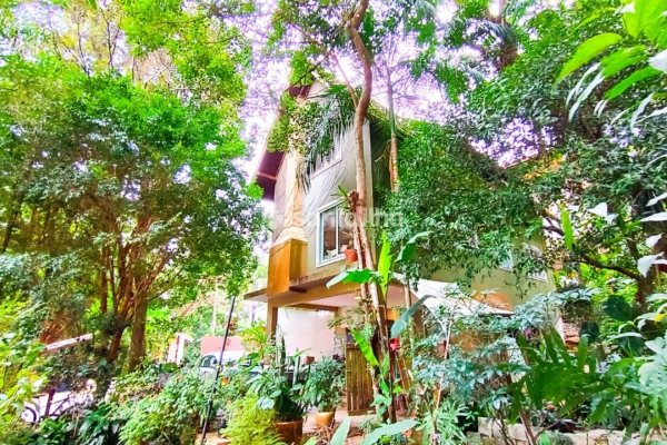 Casa à venda com 130m², 3 quartos, 1 vaga no bairro Lagoa da Conceição em Florianópolis