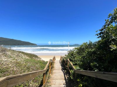 Casa para alugar com 350m², 6 quartos, 5 suítes no bairro Pântano do Sul em Florianópolis - Foto 61