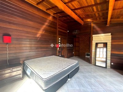 Casa para alugar com 350m², 6 quartos, 5 suítes no bairro Pântano do Sul em Florianópolis - Foto 33