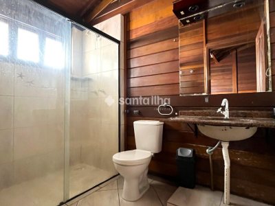 Casa para alugar com 350m², 6 quartos, 5 suítes no bairro Pântano do Sul em Florianópolis - Foto 37