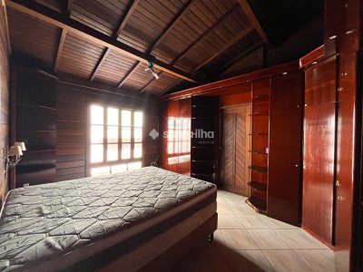 Casa para alugar com 350m², 6 quartos, 5 suítes no bairro Pântano do Sul em Florianópolis - Foto 42
