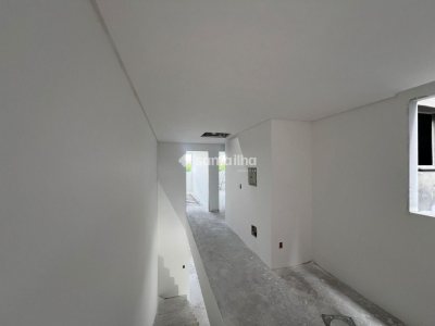 Casa à venda com 145m², 3 quartos, 1 suíte, 1 vaga no bairro Campeche em Florianópolis - Foto 4