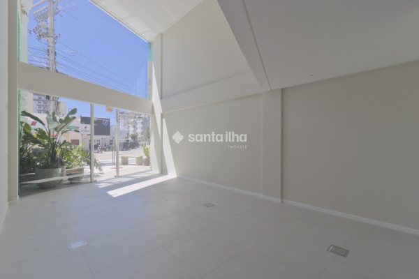 Loja à venda com 79m², 1 vaga no bairro Trindade em Florianópolis