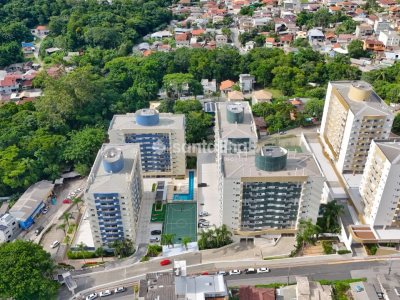 Apartamento à venda com 74m², 3 quartos, 1 suíte, 2 vagas no bairro Itacorubi em Florianópolis - Foto 10