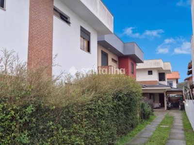Casa à venda com 118m², 3 quartos, 1 suíte, 1 vaga no bairro Campeche em Florianópolis - Foto 13