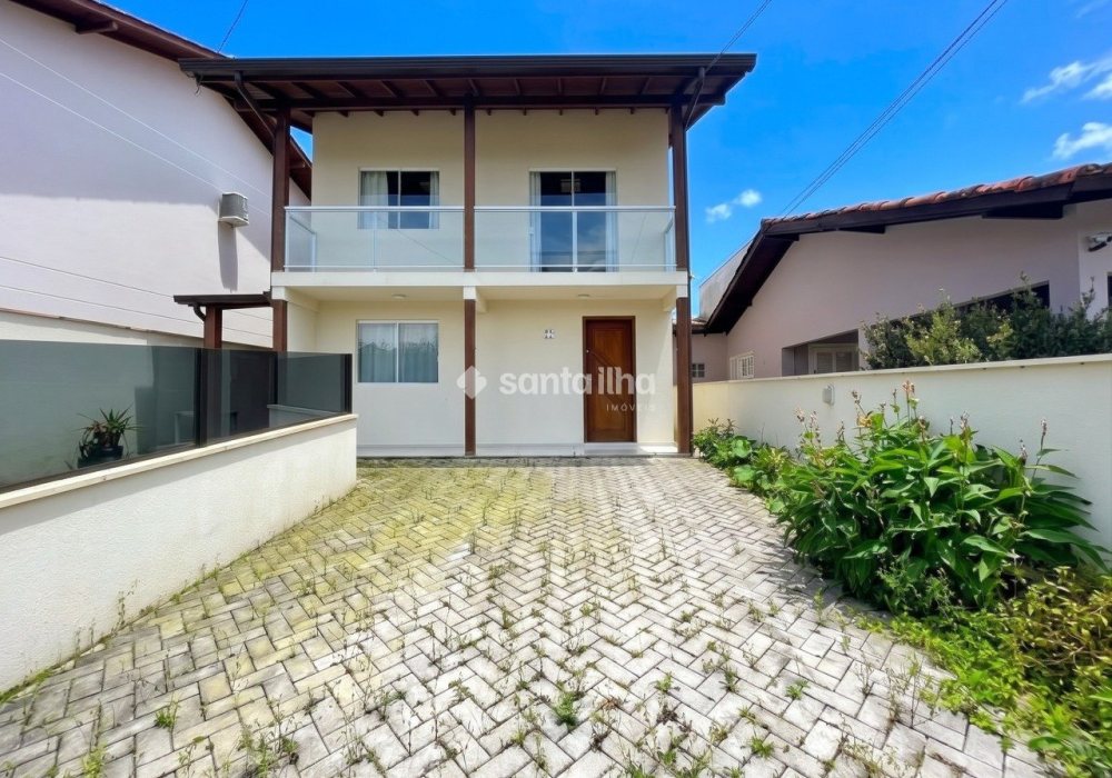 Casa para alugar com 90m², 2 quartos, 1 vaga no bairro Rio Tavares em Florianopolis - Foto 1