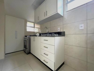 Casa para alugar com 90m², 2 quartos, 1 vaga no bairro Rio Tavares em Florianopolis - Foto 6