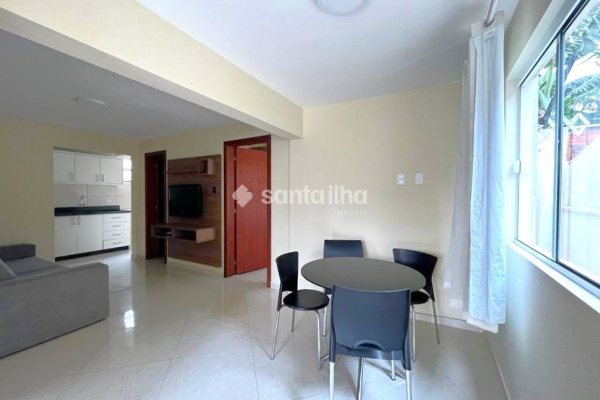 Casa para alugar com 90m², 2 quartos, 1 vaga no bairro Rio Tavares em Florianopolis