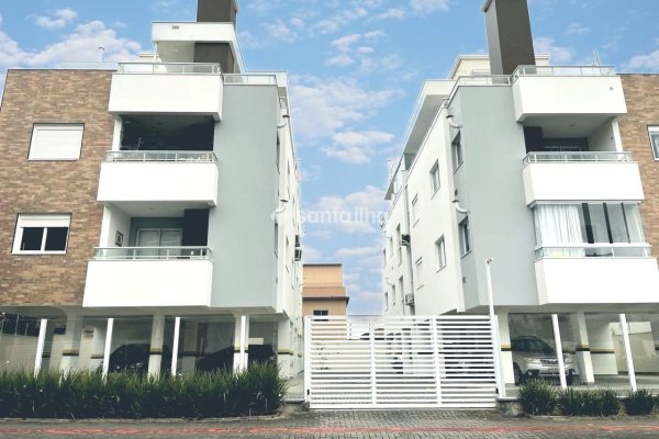 Cobertura à venda com 100m², 2 quartos, 1 suíte, 1 vaga no bairro Campeche em Florianópolis