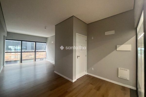 Sala/Conjunto para alugar com 30m², 1 vaga no bairro Campeche em Florianópolis