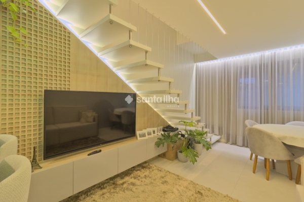 Apartamento à venda com 53m², 2 quartos, 2 suítes, 1 vaga no bairro João Paulo em Florianópolis