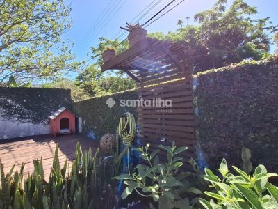 Casa à venda com 187m², 3 quartos, 3 vagas no bairro Açores em Florianópolis - Foto 5