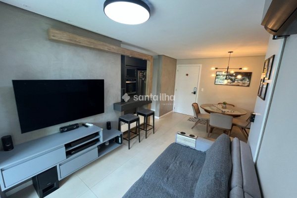 Apartamento à venda com 73m², 2 quartos, 1 suíte, 2 vagas no bairro Campeche em Florianópolis