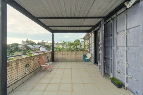 Casa Comercial à venda com 735m², 10 vagas no bairro João Paulo em Florianópolis