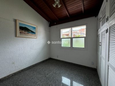 Casa à venda com 200m², 4 quartos, 3 suítes, 4 vagas no bairro Pântano do Sul em Florianópolis - Foto 9