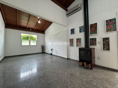 Casa à venda com 200m², 4 quartos, 3 suítes, 4 vagas no bairro Pântano do Sul em Florianópolis - Foto 5