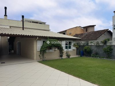 Casa à venda com 200m², 4 quartos, 3 suítes, 4 vagas no bairro Pântano do Sul em Florianópolis - Foto 33