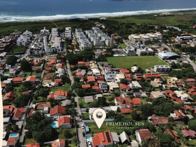 Casa à venda com 213m², 3 quartos, 1 suíte, 1 vaga no bairro Campeche em Florianópolis - Foto 8