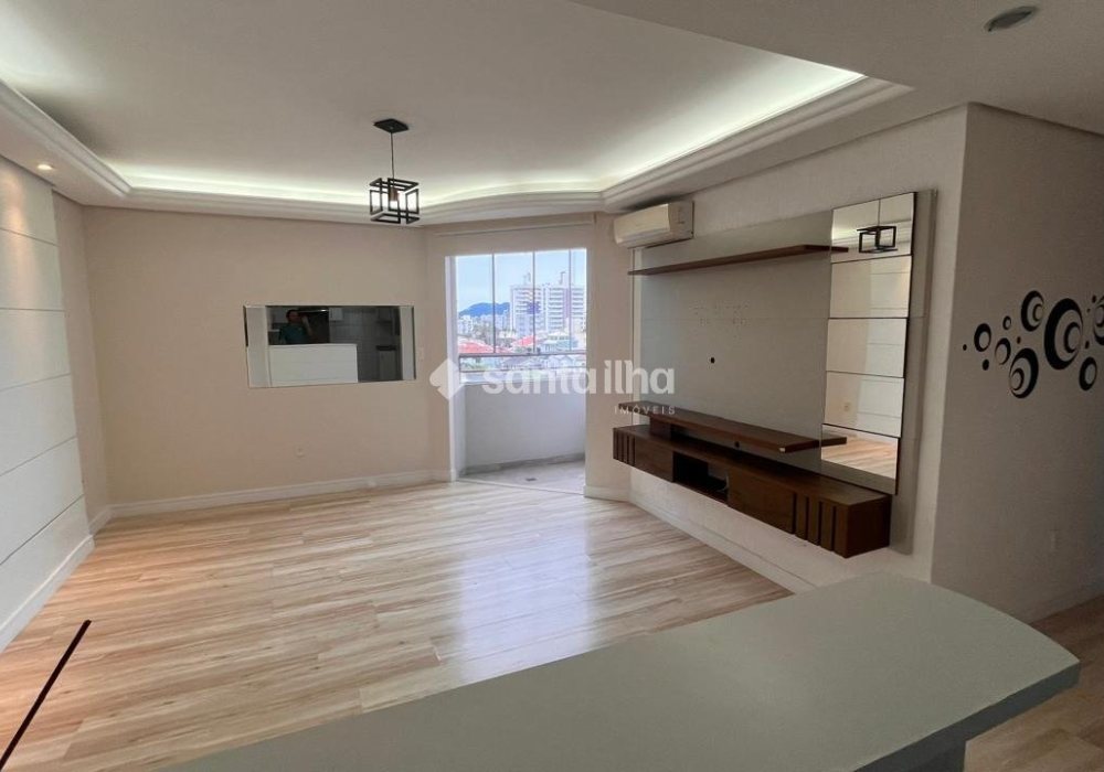 Apartamento à venda com 74m², 3 quartos, 1 suíte, 1 vaga no bairro Barreiros em São José - Foto 1