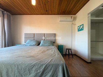 Casa à venda com 162m², 3 quartos, 1 vaga no bairro Rio Tavares em Florianópolis - Foto 18
