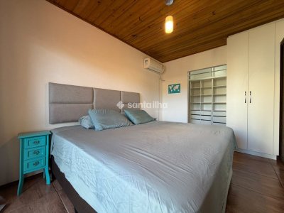 Casa à venda com 162m², 3 quartos, 1 vaga no bairro Rio Tavares em Florianópolis - Foto 17