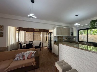 Casa à venda com 162m², 3 quartos, 1 vaga no bairro Rio Tavares em Florianópolis - Foto 4