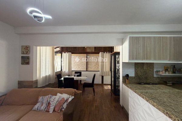 Casa à venda com 162m², 3 quartos, 1 vaga no bairro Rio Tavares em Florianópolis