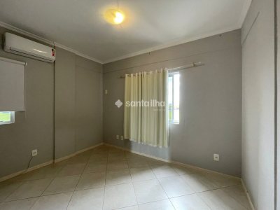 Apartamento à venda com 77m², 3 quartos, 1 suíte, 1 vaga no bairro Carianos em Florianópolis - Foto 17
