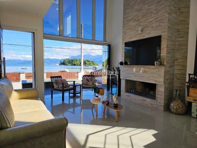 Casa à venda com 198m², 3 quartos, 1 suíte, 4 vagas no bairro Tapera em Florianópolis - Foto 3