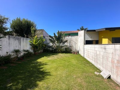 Casa à venda com 136m², 3 quartos, 1 suíte, 2 vagas no bairro Rio Tavares em Florianópolis - Foto 20