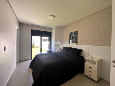 Casa à venda com 136m², 3 quartos, 1 suíte, 2 vagas no bairro Rio Tavares em Florianópolis - Foto 17
