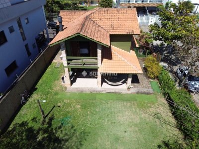 Casa à venda com 148m², 2 quartos, 1 suíte, 2 vagas no bairro Campeche em Florianópolis - Foto 3